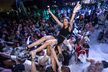 Skip the Line: 3 Nights Party Pack