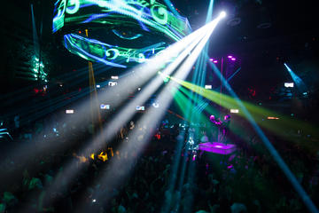 Skip the Line: Dady'O Nightclub Open Bar in Cancun