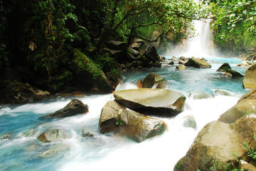 Full-Day Rio Celeste Tour From La Fortuna