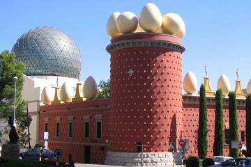 Private Tour: World of Salvador Dalí from Girona