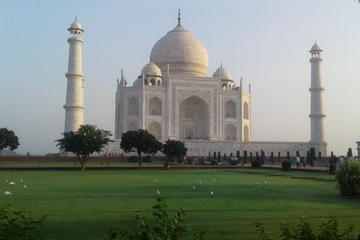 City Tour of Taj Mahal Sunrise and sunset in Agra