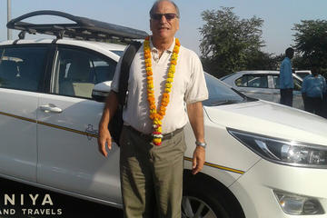 Private Transfers from Jaipur Airport to any Residences or Hotels in Agra by cab