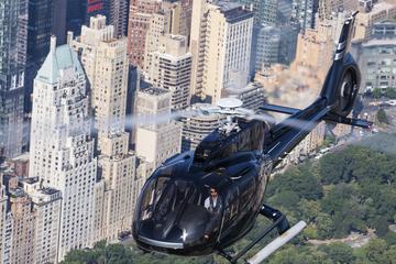 Private New York Helicopter Tour: City Skyline Experience