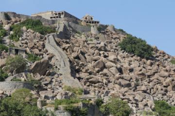 Day tour to Gingee Fort from Pondicherry