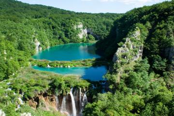 Private Plitvice Lakes National Park and Split Tour from Zagreb