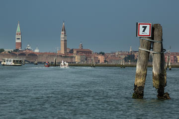 Private Tour: San Francesco del Deserto and Burano
