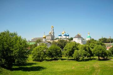 Private Day Trip to Sergiev Posad from Moscow Including Holy Trinity Lavra
