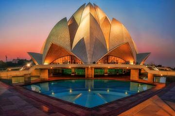 Private 4 or 8 Hours Tour of Delhi with Car and Guide