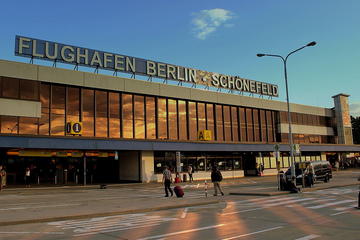 Private Berlin Transfer Airport to Hotel