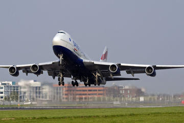 Private Hamburg Transfer Airport to Hotel