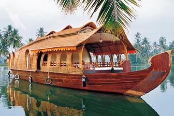Private Overnight Houseboat Tour in Alleppey