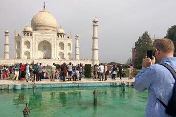 Private tour to Taj Mahal & wonders of Agra, day trip from Delhi