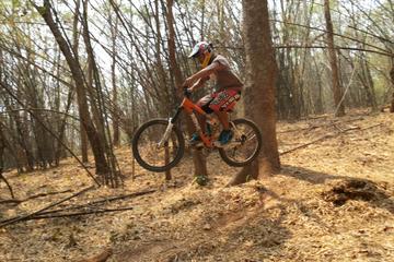 1-Day Advanced Downhill Single Track Doi Suthep National Park in Chiang Mai