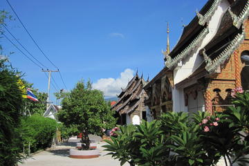 Historical City Bike Tour of Chiang Mai