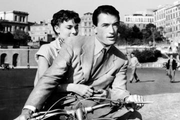 Rome: Vacanze Romane Tour with Vespa and Lunch