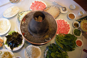 Private Illuminated Beijing Tour with Mongolia Hot Pot Dinner in Hutong