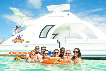 Private Catamaran: Snorkel: Great Barrier Reef: Sharks Stingray Encounter from Punta Cana