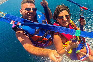 Punta Cana Catamaran Cruise: Parasail and Snorkel
