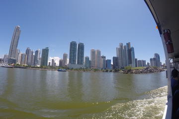 Aquabus City Tour in Flamenco Island