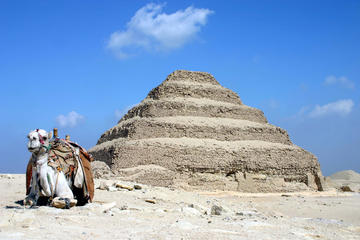 2 guided days In Cairo Giza Sakkara and Memphis