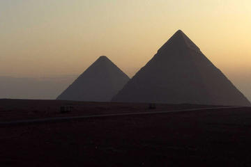 Half Day Tour to Giza Pyramids with Camel Ride