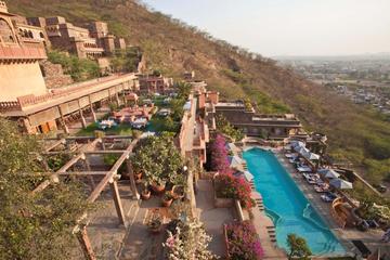 Private Day Trip to Neemrana Fort Palace with Zip-lining Activity and Lunch