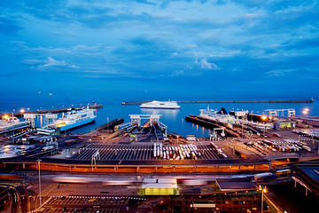 London Port Transfer: Heathrow Airport to Dover Seaport