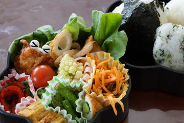 Japanese Bento Box Cooking Lesson at a Private Home in Tokyo