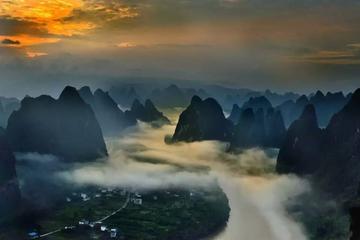 Yangshuo County 2-Day Tour from Guilin