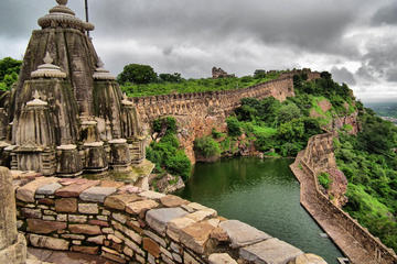 Udaipur To Jaipur Drop Enrote Day Trip To Chittorgarh Fort (Private)