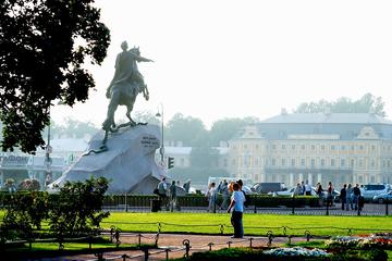 St Petersburg 2-Day Small Group Tour Including the Tracks of Leo Tolstoy's Fictional Character's