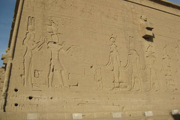 Dendarah Private Half Day Tour from Luxor