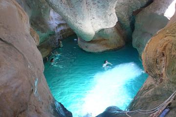 Day Trip: Wadi Shab and Bimah Sinkhole