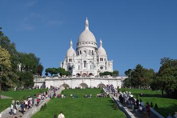 Paris Montmartre : Art, Wine and Cheese Private Tour