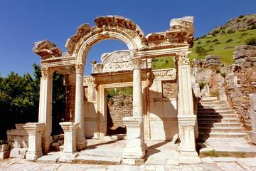Private Full-Day Shore Excursion from Izmir: Ancient Ephesus - Virgin Mary House - Sirince Village