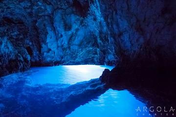 Private boat tour for small group to Blue & Green Cave and Island of Vis
