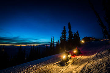 Blackcomb Mountain Winter Snowmobile Tour