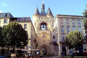 Bordeaux Shore Excursion: Private Bordeaux and St-Emilion Tour
