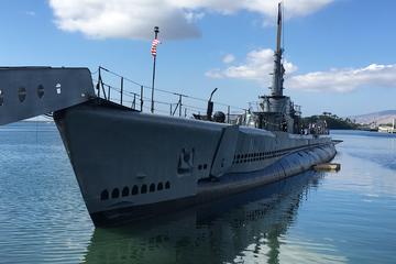 Oahu Day Trip: Pearl Harbor Memorial Tour from Kauai