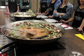 Valencia paella cooking class and Market visit