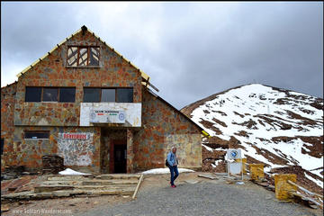 Full-Day Chacaltaya and Moon Valley Tour with Hotel Pickup from La Paz