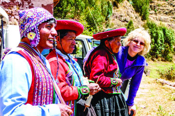 Full Day Weaving Tour: Ocutan Community and Kantu Weaving Center