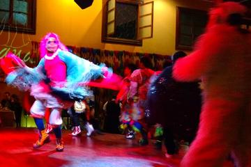 Private Dinner Buffet and Typical Peruvian Show in Lima Including Visit to Barranco District