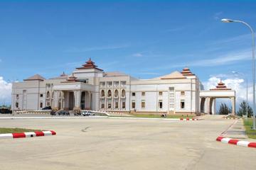 Full-Day Nay Pyi Taw Sightseeing Tour Including Lunch