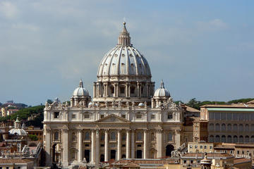 Vatican Skip the Line Private Tour including St Peter's Basilica and Dome