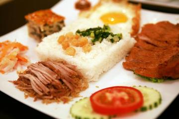 Private Evening Food Tour Including Bitexco Financial Tower Visit