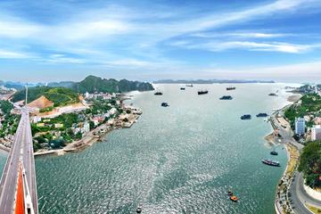 Private Half-Day Halong City Tour with Seafood Meal