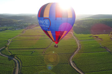 Burgundy VIP balloon flight for 2 from beaune