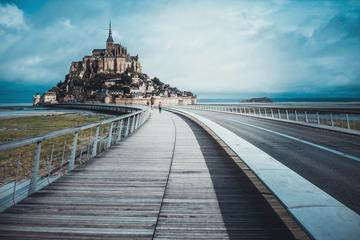 3-Day Mont Saint-Michel and Loire Valley Castles from Paris