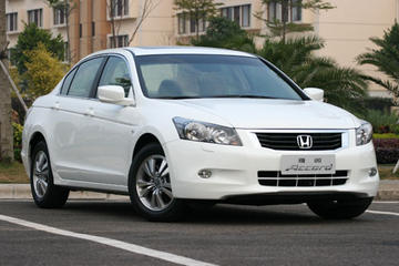 Private Departure Transfer: Hotel to Shanghai Hongqiao International Airport